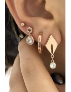 Sallantılı Taş Detaylı Karo Küpe