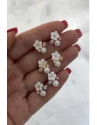 Sedef ve İnci Taşlı Çiçek Küpe