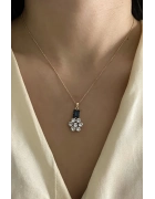 Swarovski Yedi Taşlı Çiçek Kolye