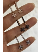 Taşlı Minimal Yonca Küpe