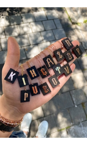 Abanoz Agacı Harf Kolye