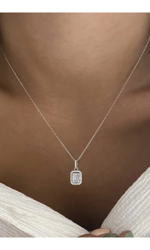 Baget Taşlı Kolyeler