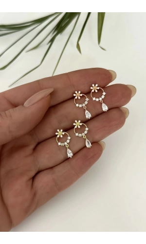 Damla Taşlı Çiçek Küpe