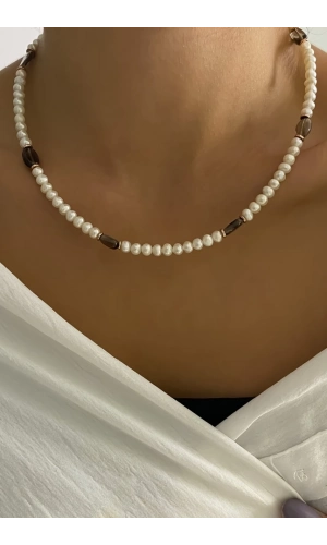 İnci Malahit Detaylı Kolye