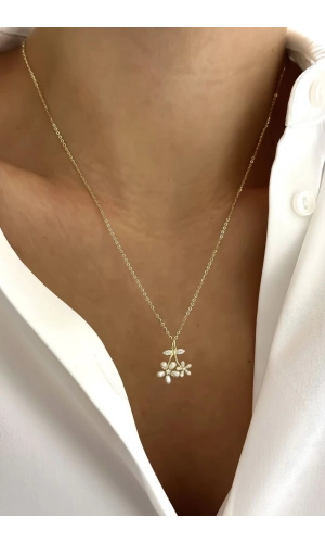 İncili Çiçek Kolye