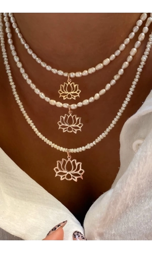 İncili Lotus Çiçeği