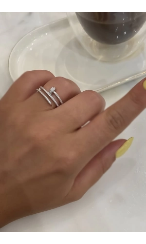 İtalyan Çivi Yüzük