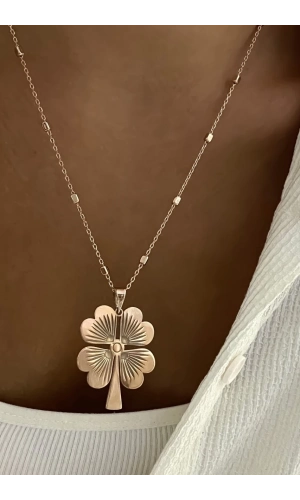 Küp Zincirli Büyük Boy Yonca Kolye