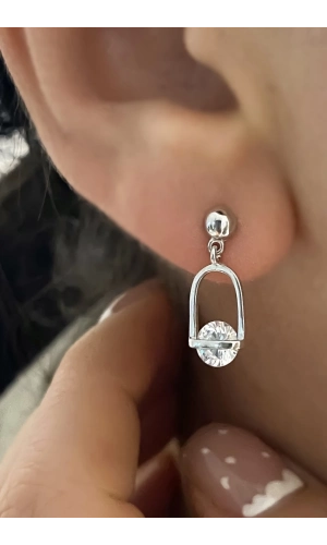 Minik Sallantılı Taşlı Küpe