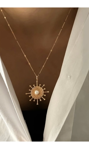 Ortası İncili Kolye