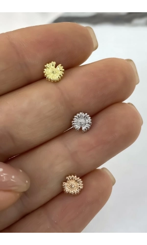 Papatya Tragus Küpe