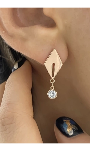 Sallantılı Taş Detaylı Karo Küpe