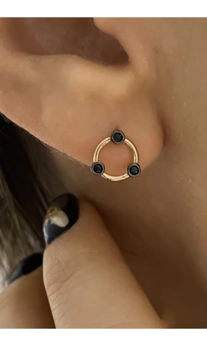 Siyah Taşlı Yuvarlak Küpe