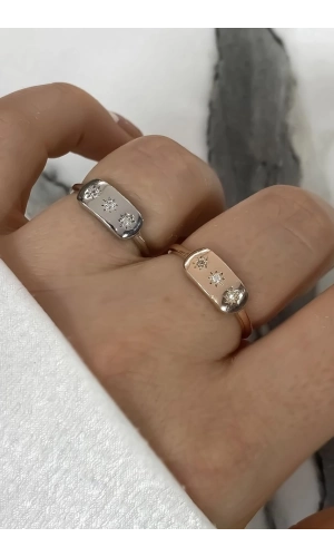 Üç Yıldızlı Yüzük