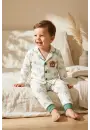 Milo Bear Bebek ve Çocuk Fitilli Pijama Takımı - Yeşil Biyeli Ayıcık Baskılı Pamuklu Kaşkorse Takım