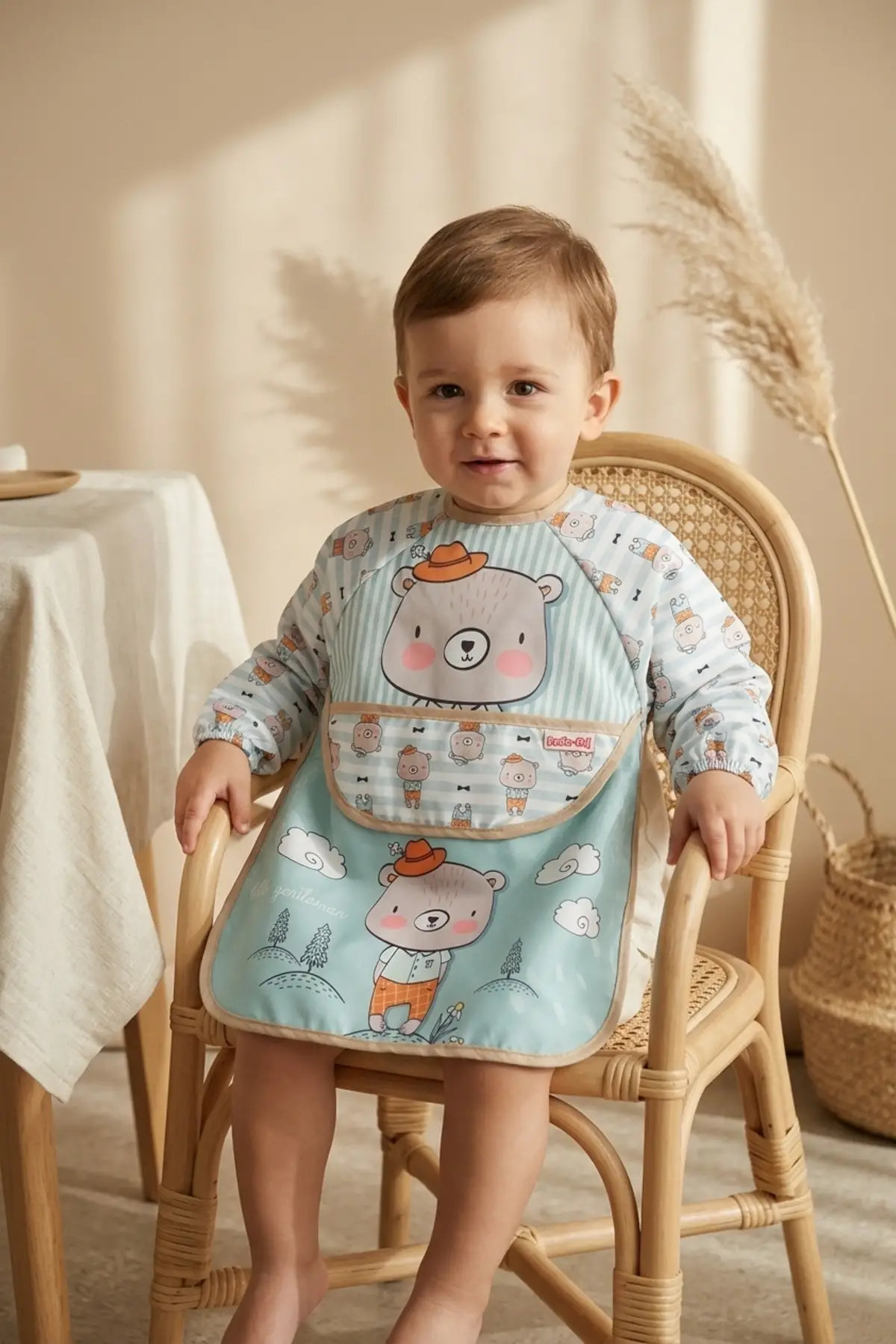 Little Gentleman Ayıcık Figürlü Uzun Kollu Bebek Mama Önlüğü - Sıvı Geçirmez, Leke Tutmaz ve Cepli Beslenme Önlüğü 6-24 Ay