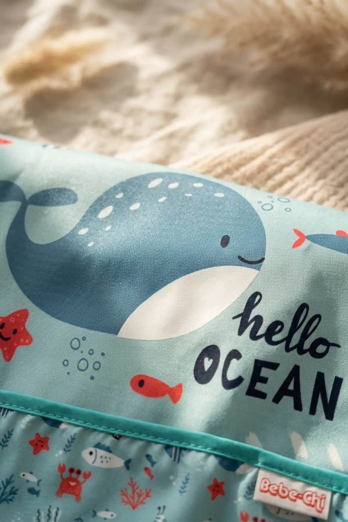 Marino Ocean Leke Tutmaz Sıvı Geçirmez Uzun Kollu Bebek Mama Önlüğü - Mavi Balina Desenli BLW ve Faaliyet Önlüğü 6-24 Ay