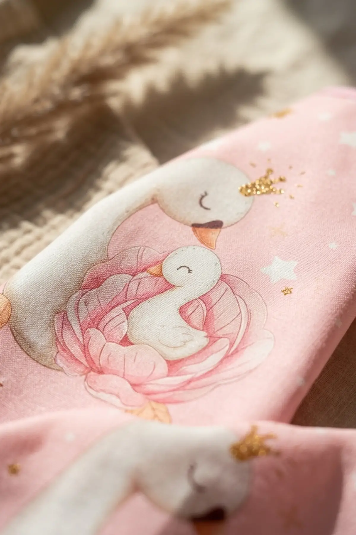 Swan Dream Toz Pembe Sıvı Geçirmez Kollu Bebek Mama Önlüğü - BLW Uyumlu Leke Tutmaz Ek Gıda Önlüğü 6-24 Ay