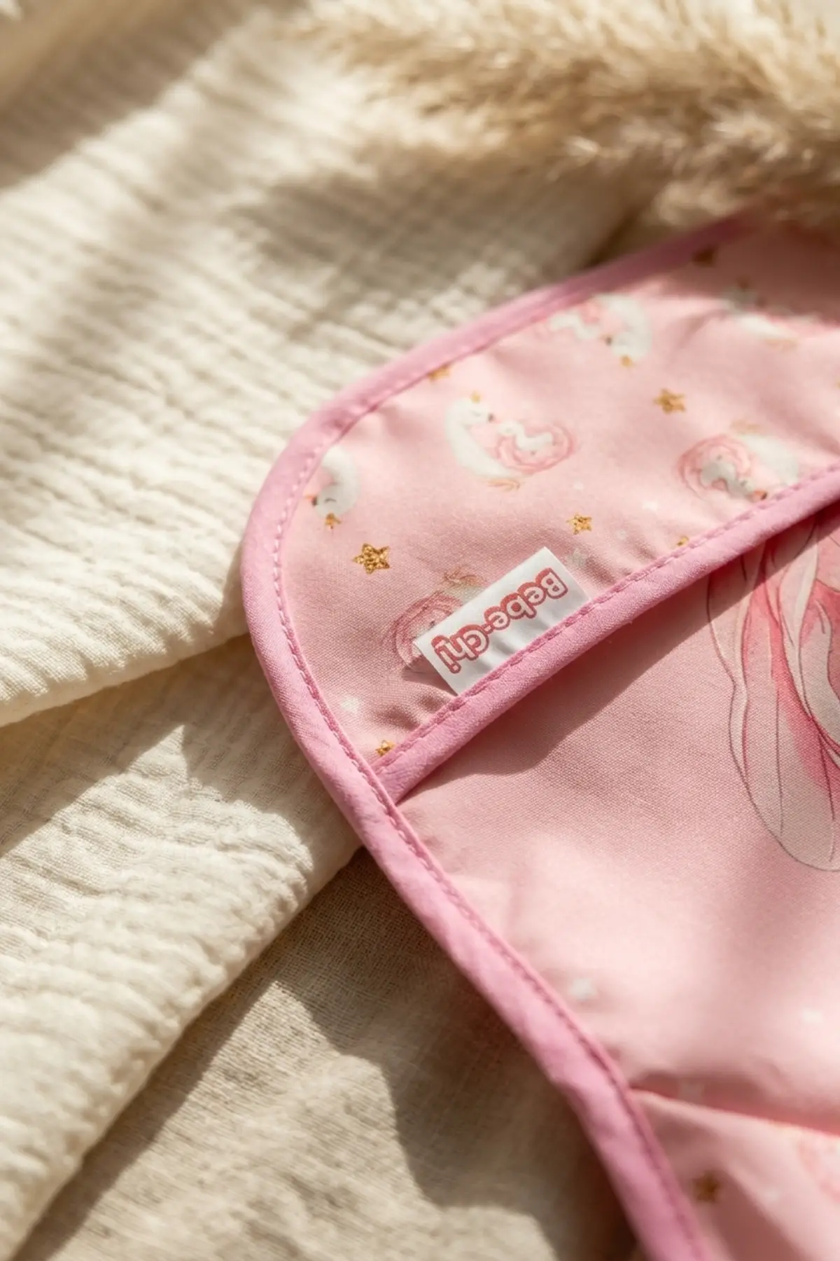 Swan Dream Toz Pembe Sıvı Geçirmez Kollu Bebek Mama Önlüğü - BLW Uyumlu Leke Tutmaz Ek Gıda Önlüğü 6-24 Ay