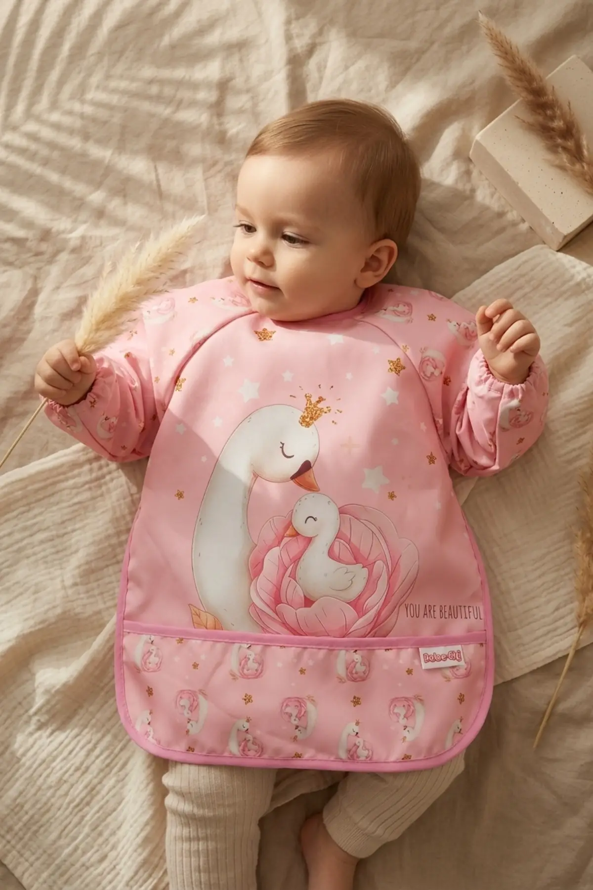 Swan Dream Toz Pembe Sıvı Geçirmez Kollu Bebek Mama Önlüğü - BLW Uyumlu Leke Tutmaz Ek Gıda Önlüğü 6-24 Ay