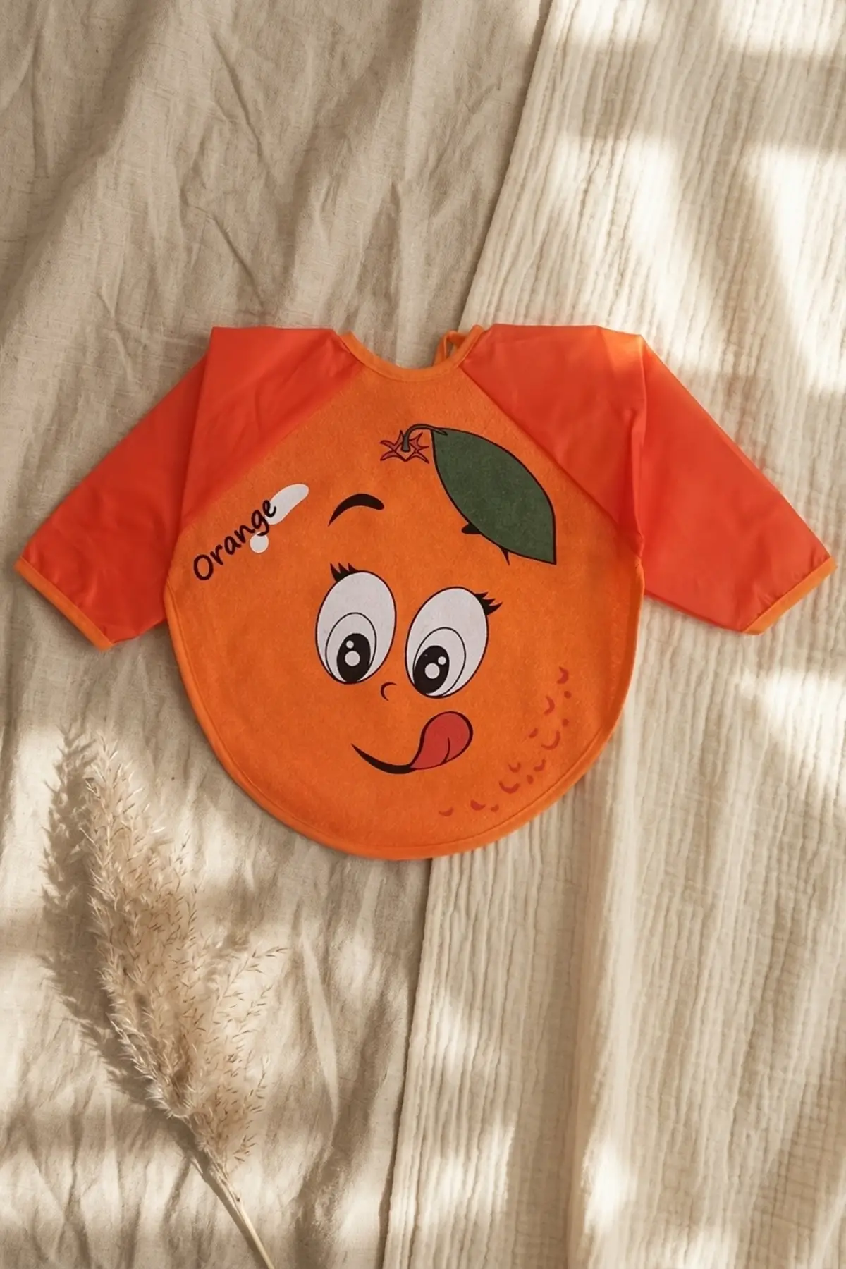 Zestie Turuncu Neşeli Portakal Desenli Uzun Kollu Sıvı Geçirmez Bebek Mama ve Etkinlik Önlüğü 6-24 Ay