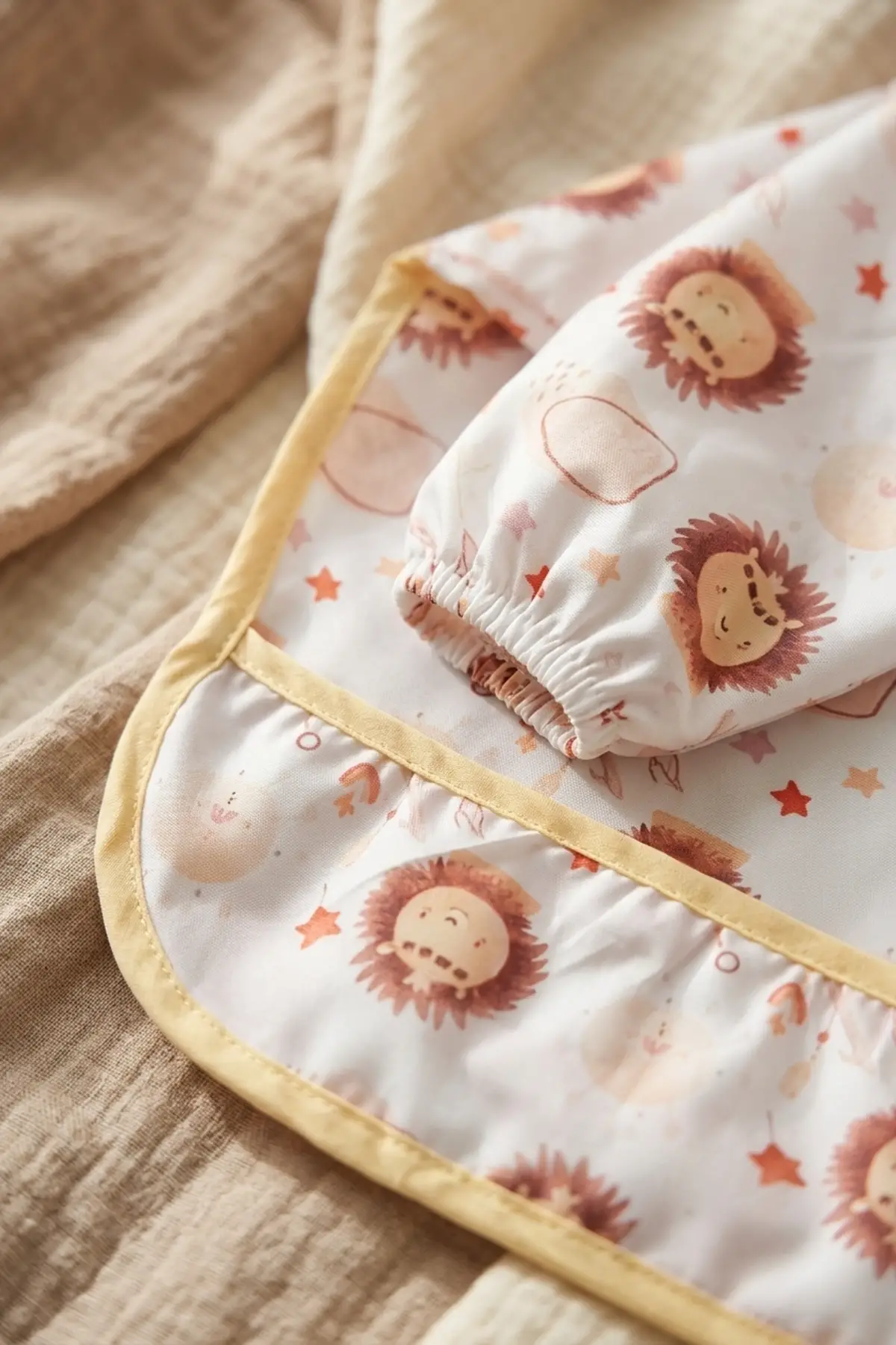 Savan Serisi Su Geçirmez Uzun Kollu Bebek Mama Önlüğü - Leke Tutmayan Ek Gıda Önlüğü - Aslan Figürlü Boho Tasarım 6-24 Ay