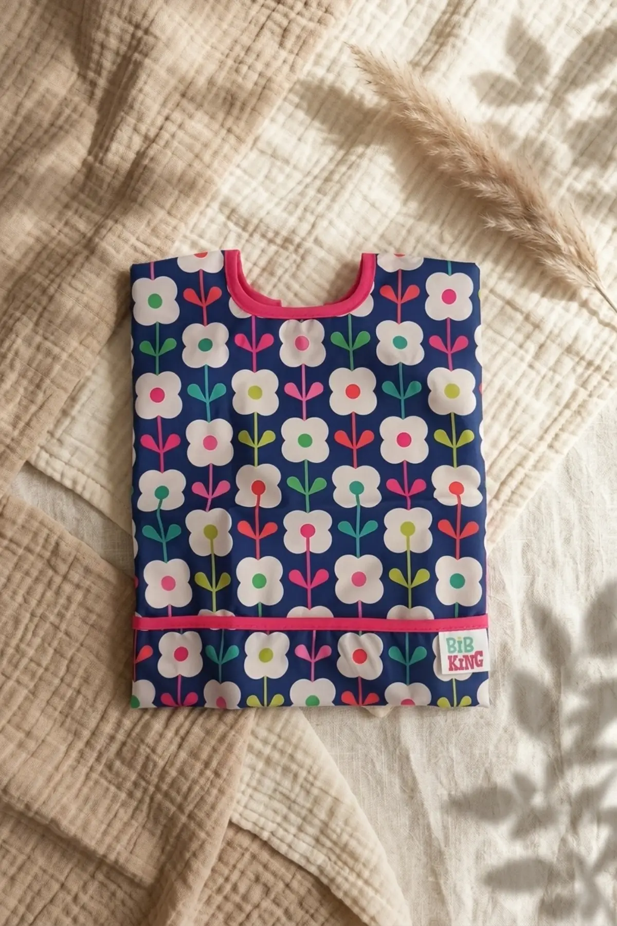Çiçek Desenli Sıvı Geçirmez Bebek Mama Önlüğü - Geniş Cepli ve Leke Tutmaz Smock Önlük 6-24 Ay