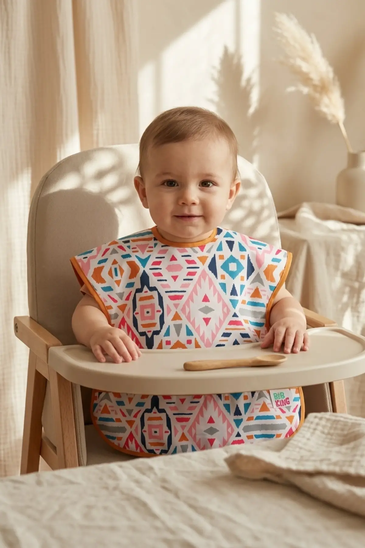 Tribal Joy Su Geçirmez Leke Tutmaz Geometrik Desenli Cepli Bebek Mama Önlüğü - BLW Uyumlu Geniş Kesim Koruyucu Önlük 6-24 Ay