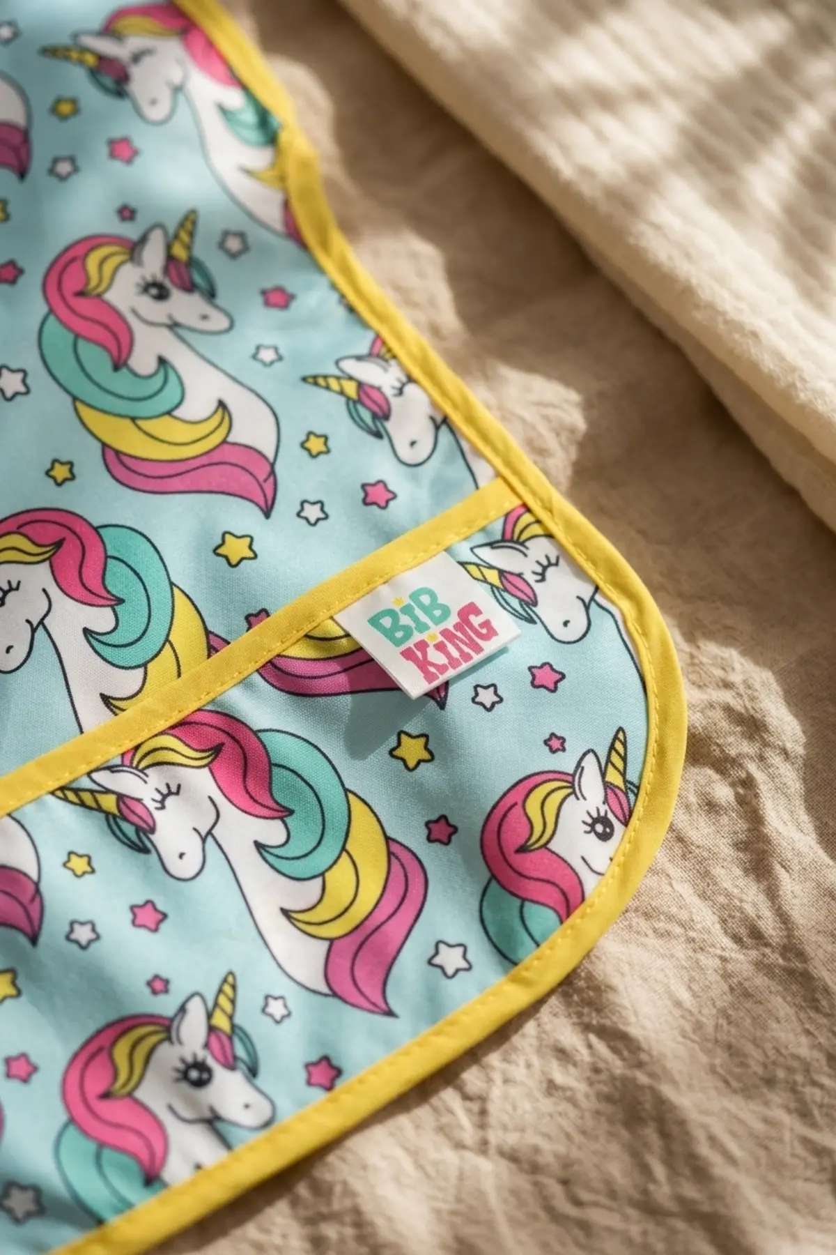 Stellar Unicorn Desenli Leke Tutmaz Sıvı Geçirmez Bebek Önlüğü - Kolsuz Yelek Tasarımlı Mama Önlüğü 6-24 Ay