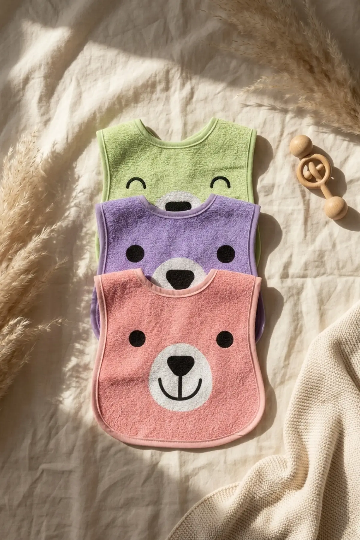 Teddy Bloom 3lü Paket Ayıcık Figürlü Yumuşak Havlu Bebek Mama Önlüğü Seti - Sıvı Emici ve Cilt Dostu 0-12 Ay