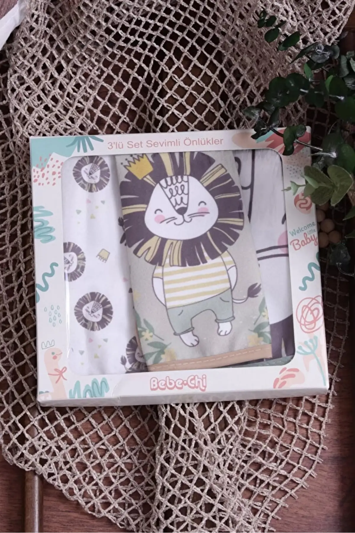 Leo King 3lü Sıvı Geçirmez Bebek Mama Önlüğü Seti - Sevimli Aslan Figürlü, Leke Tutmaz ve Ayarlanabilir Safari Temalı Önlük