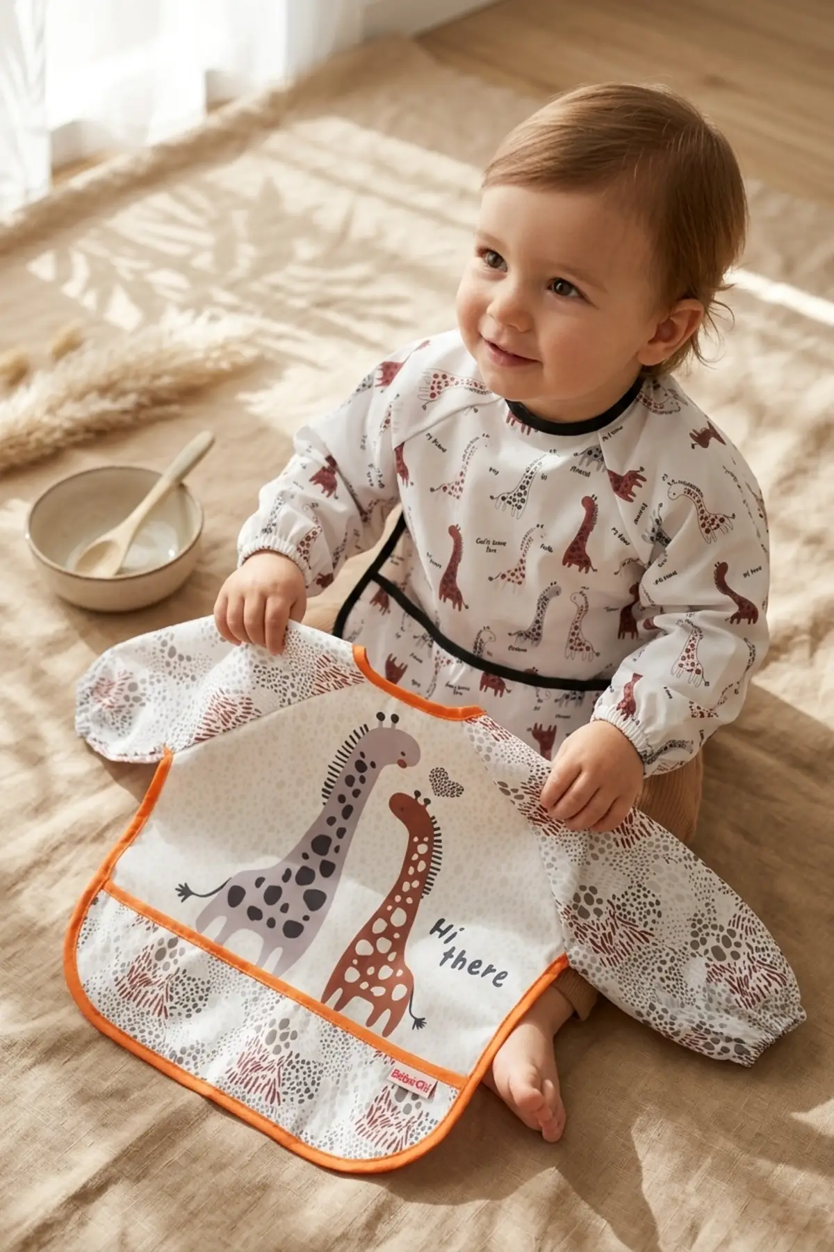 Gira-Joy 2li Uzun Kollu Sıvı Geçirmez Bebek Mama ve Etkinlik Önlüğü - Sevimli Zürafa Desenli, Leke Tutmaz, BLW Uyumlu