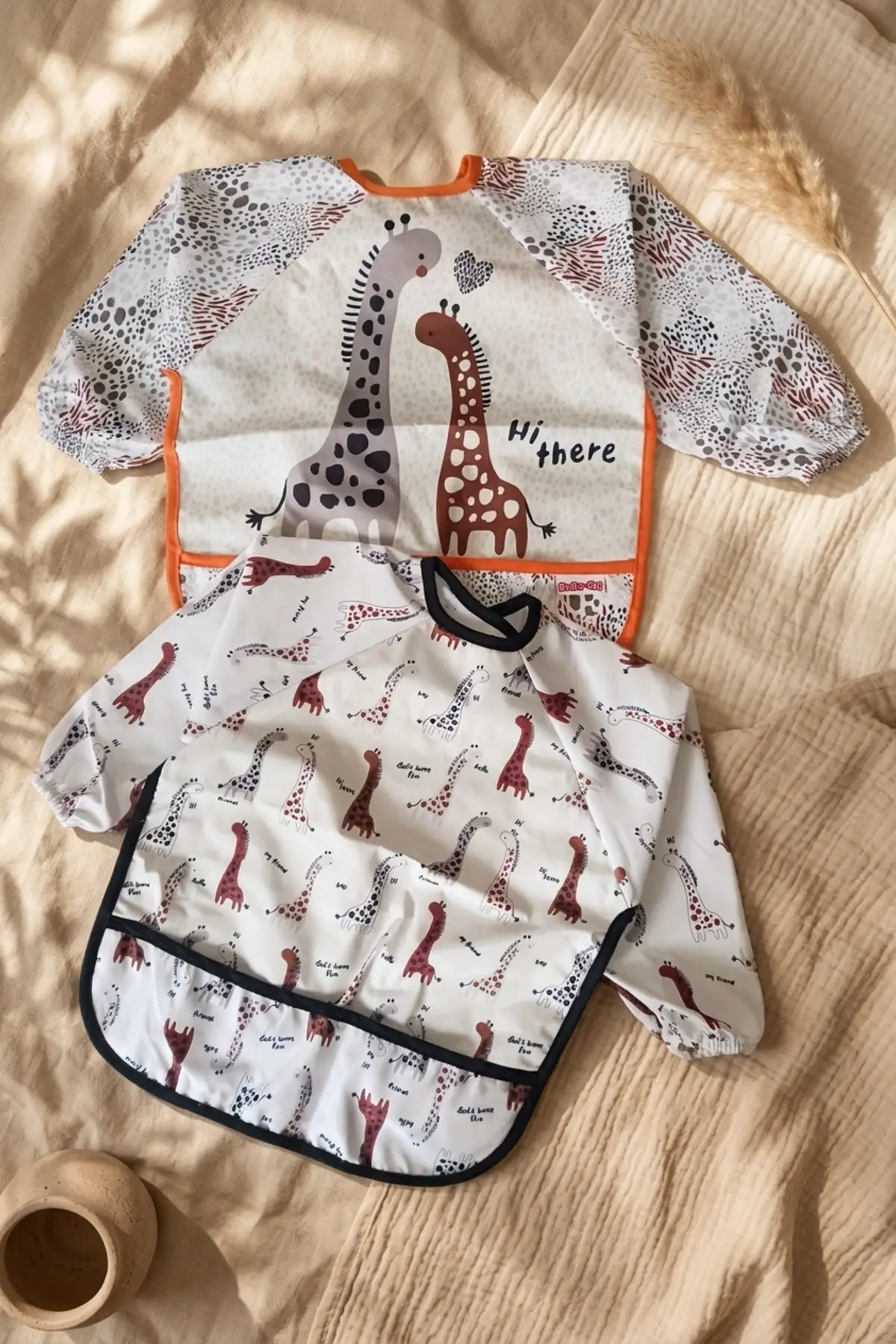 Gira-Joy 2li Uzun Kollu Sıvı Geçirmez Bebek Mama ve Etkinlik Önlüğü - Sevimli Zürafa Desenli, Leke Tutmaz, BLW Uyumlu