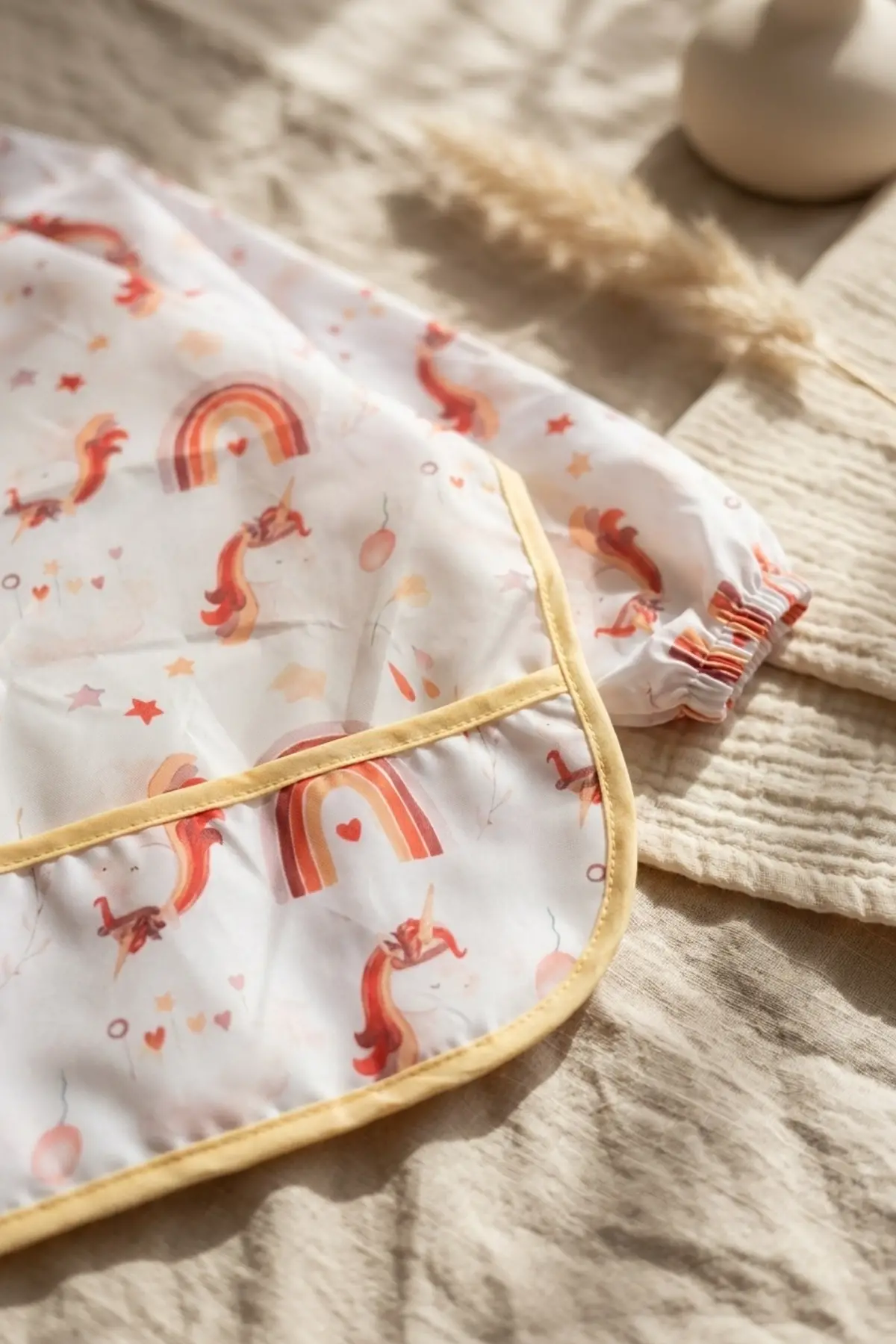 Nova Boho Unicorn Desenli Sıvı Geçirmez Uzun Kollu Mama Önlüğü - BLW ve Faaliyet Önlüğü Kırıntı Cepli 6-24 Ay