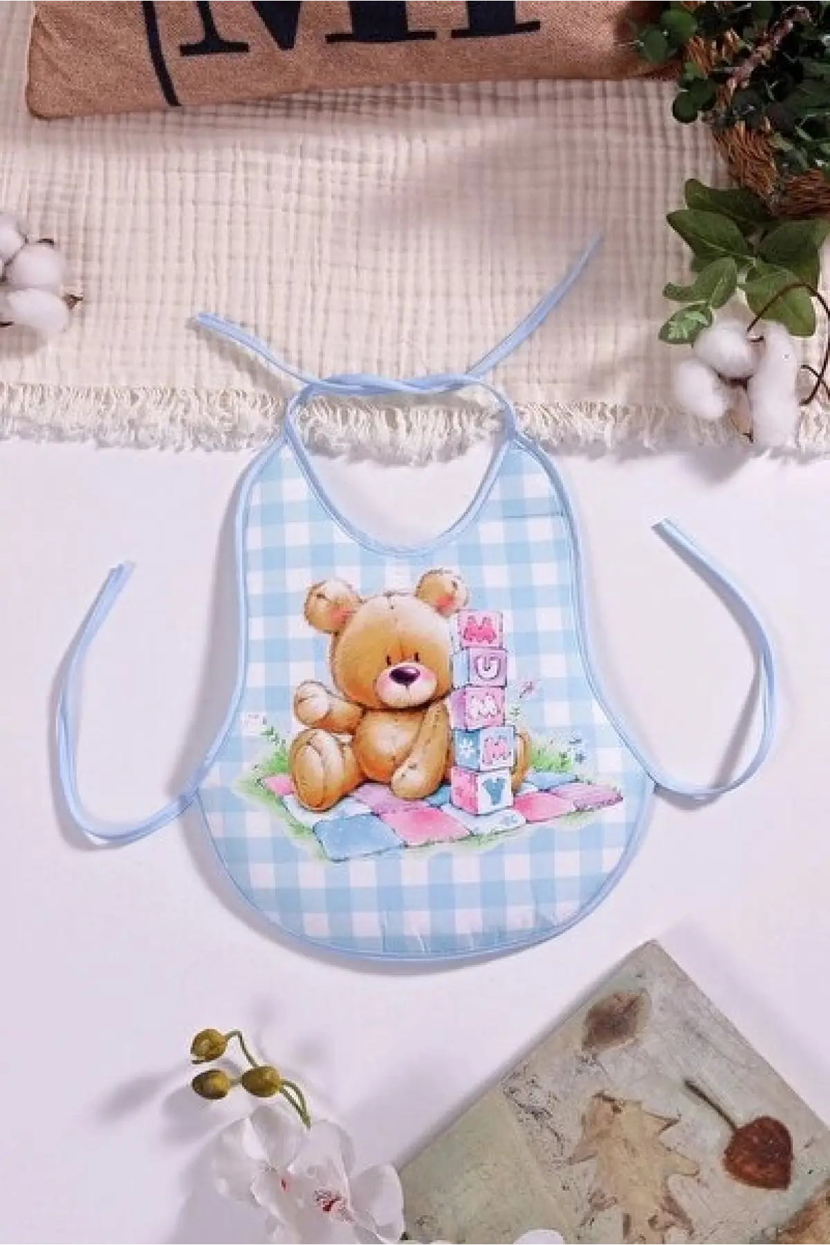 Ekose Mavi Bear Desenli Sıvı Geçirmez Armut Önlük Boyundan ve Belden Bağlamalı6-18 Ay