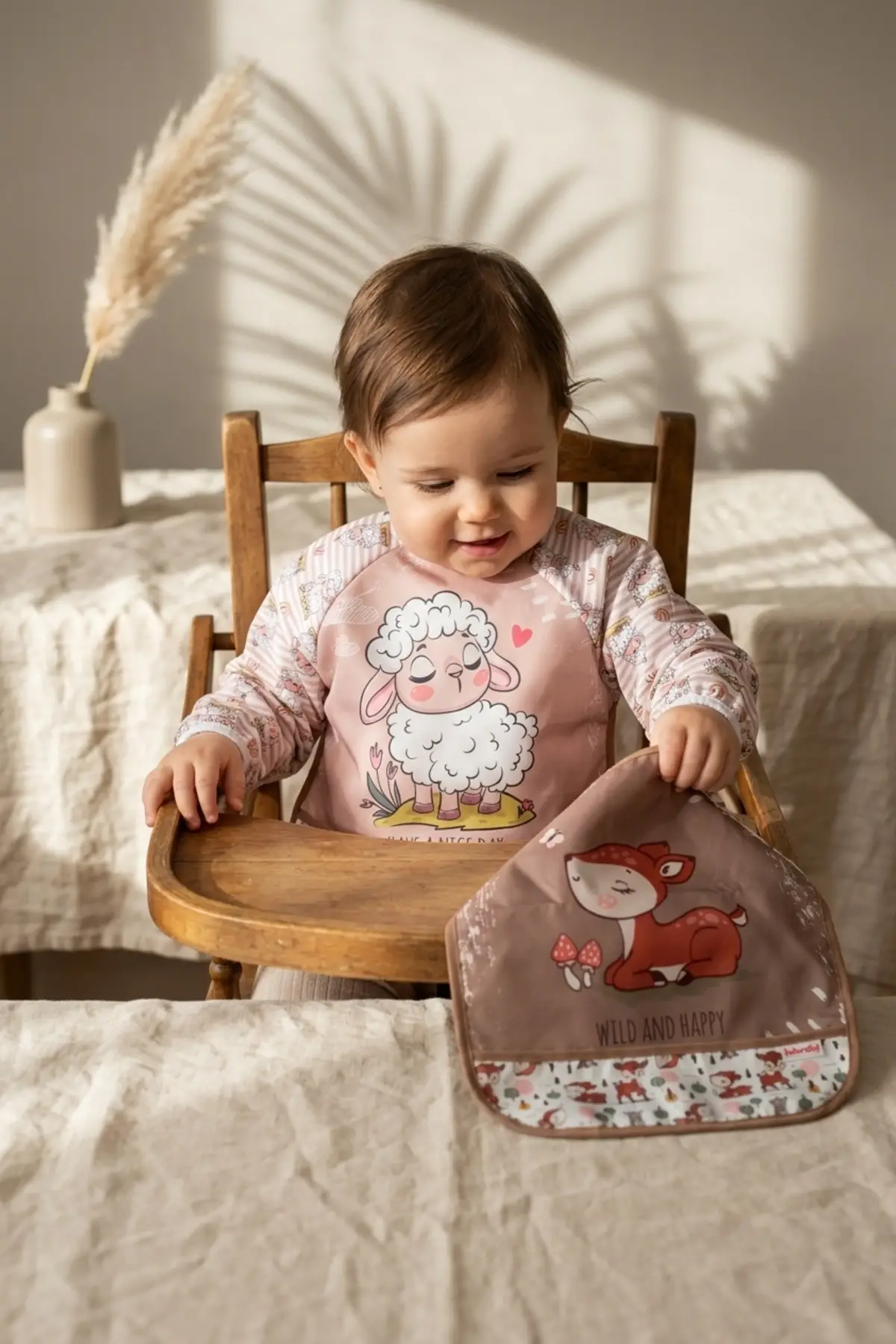 TinyBloom 2li Set Sıvı Geçirmez Uzun Kollu Bebek Mama ve Etkinlik Önlüğü - Leke Tutmaz Silinebilir BLW Önlüğü - Boho Ceylan & Kuzu Desenli