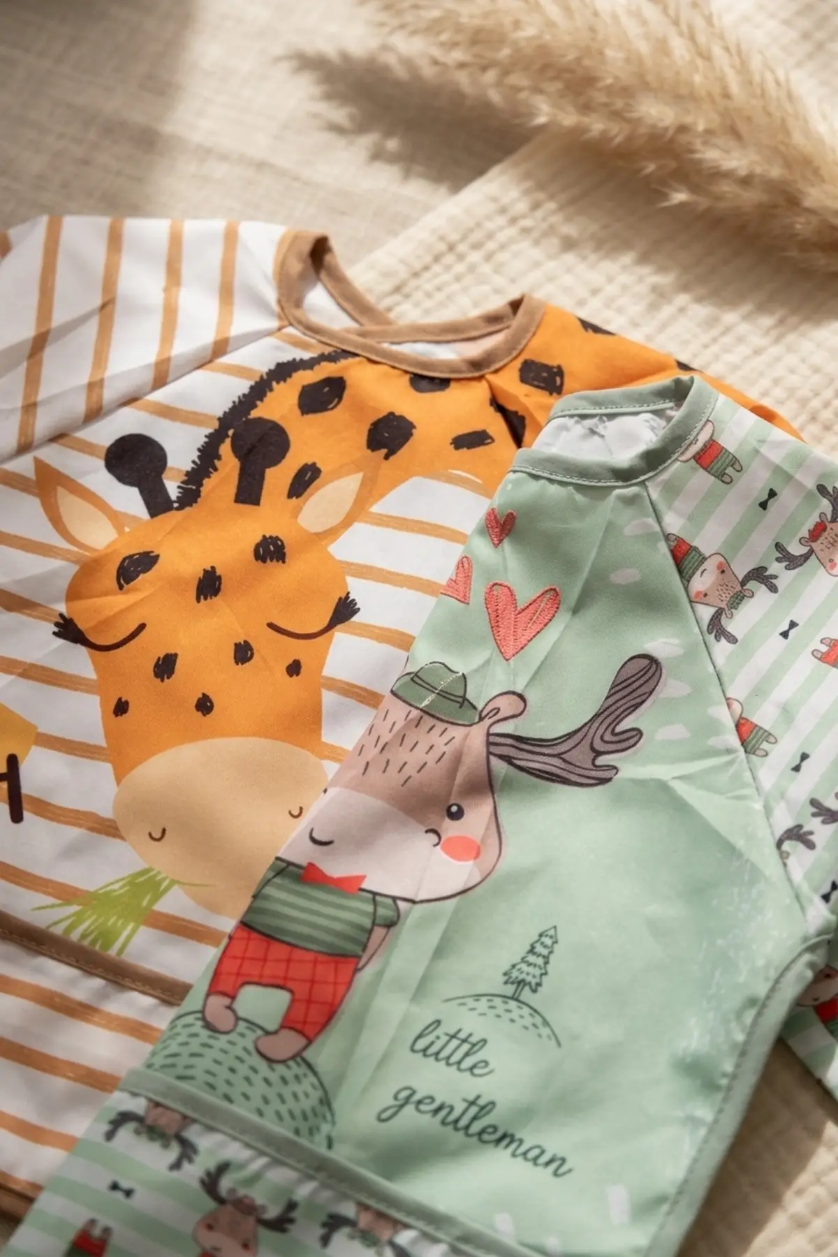 2li Paket Sıvı Geçirmez Uzun Kollu Çocuk Mama Önlüğü 6-24 Ay - BLW Uyumlu, Dökülme Önleyici Cepli, Leke Tutmaz Mama Önlüğü Seti