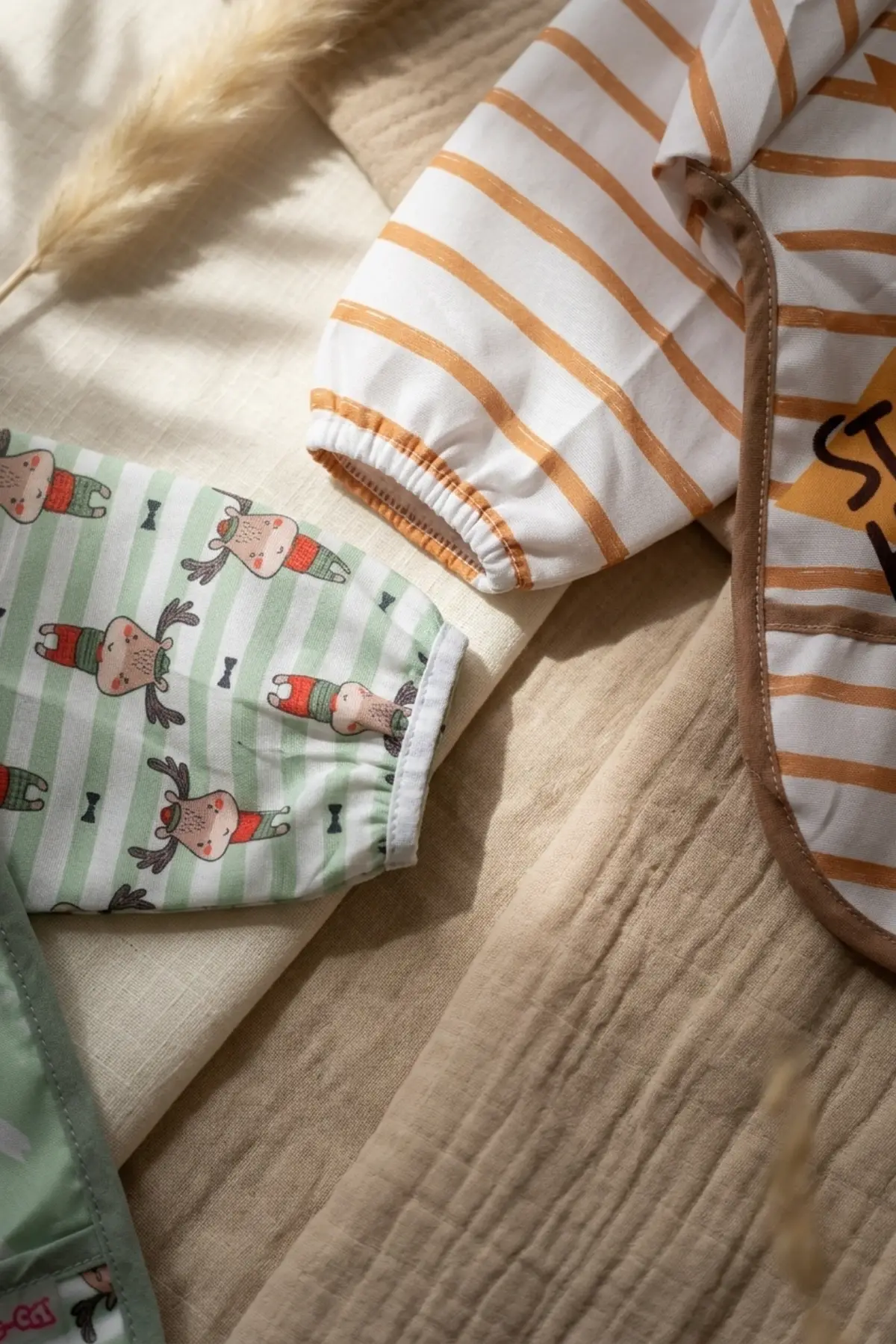 2li Paket Sıvı Geçirmez Uzun Kollu Çocuk Mama Önlüğü 6-24 Ay - BLW Uyumlu, Dökülme Önleyici Cepli, Leke Tutmaz Mama Önlüğü Seti