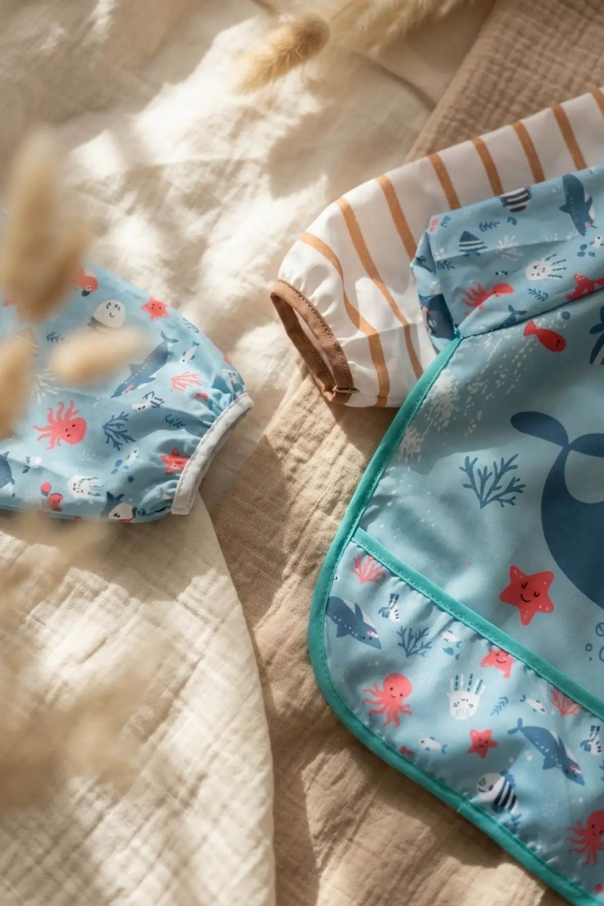 2li Paket Sıvı Geçirmez Uzun Kollu Çocuk Mama Önlüğü 6-24 Ay - Zürafa ve Balina Desenli Leke Tutmaz BLW Önlüğü