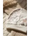3lü % 100 Pamuklu Çiçek Aplikeli Kız Bebek Bere Şapka Seti- Kalp ve Çizgi Desenli Penye Bebek Şapkası 0-3 Ay
