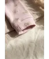 Fiyon Detaylı Boneli Kız Bebek Tulumu. Ayaklı % 100 Pamuklu 0-3 Ay