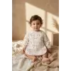 Bebek Uzun Kollu Sıvı Geçirmez Mama Önlüğü - Leke Tutmaz BLW Önlüğü - Gökkuşağı ve Arı Desenli Fonksiyonel Bebek Önlüğü 6-24 Ay