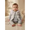 Mia Kız Bebek Pembe Çiçekli Şişme Yelekli Üçlü Kombin Takım - Pamuklu Tavşan Baskılı Tunik ve Fitilli Tayt Seti
