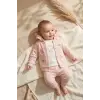 Bebek Pudra Fırfırlı Sincap Nakışlı 3lü Takım - Pamuklu Kapüşonlu Hırka, Body ve Ribana Pantolon Seti 3-12 Ay