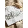Nova Street Beyaz Pamuklu Bere - Gümüş Metalik Baskılı Hip-Hop Tarzı Unisex Modern Şapka 2-4 Yaş