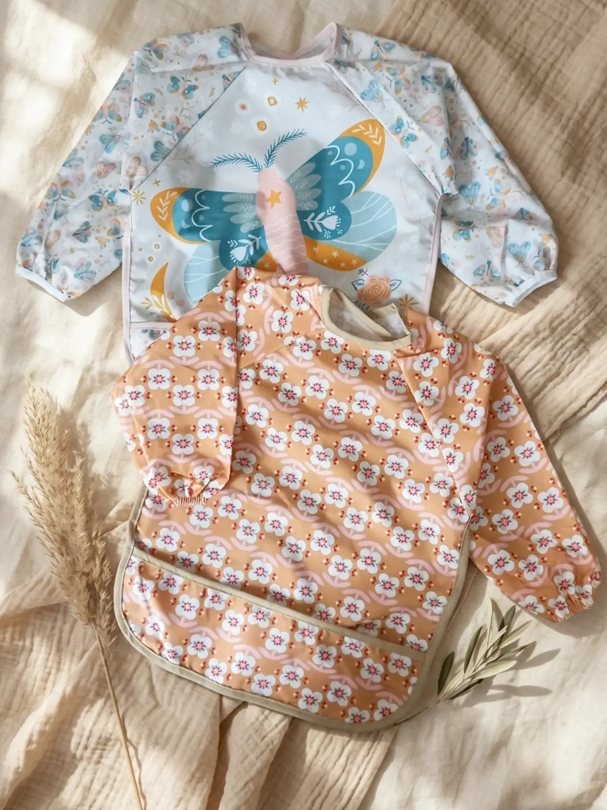 2li Set Sıvı Geçirmez Uzun Kollu Mama Önlüğü - BLW Uyumlu Leke Tutmaz Kelebek ve Vintage Çiçek Desenli Bebek Aktivite Önlüğü 6-24 Ay