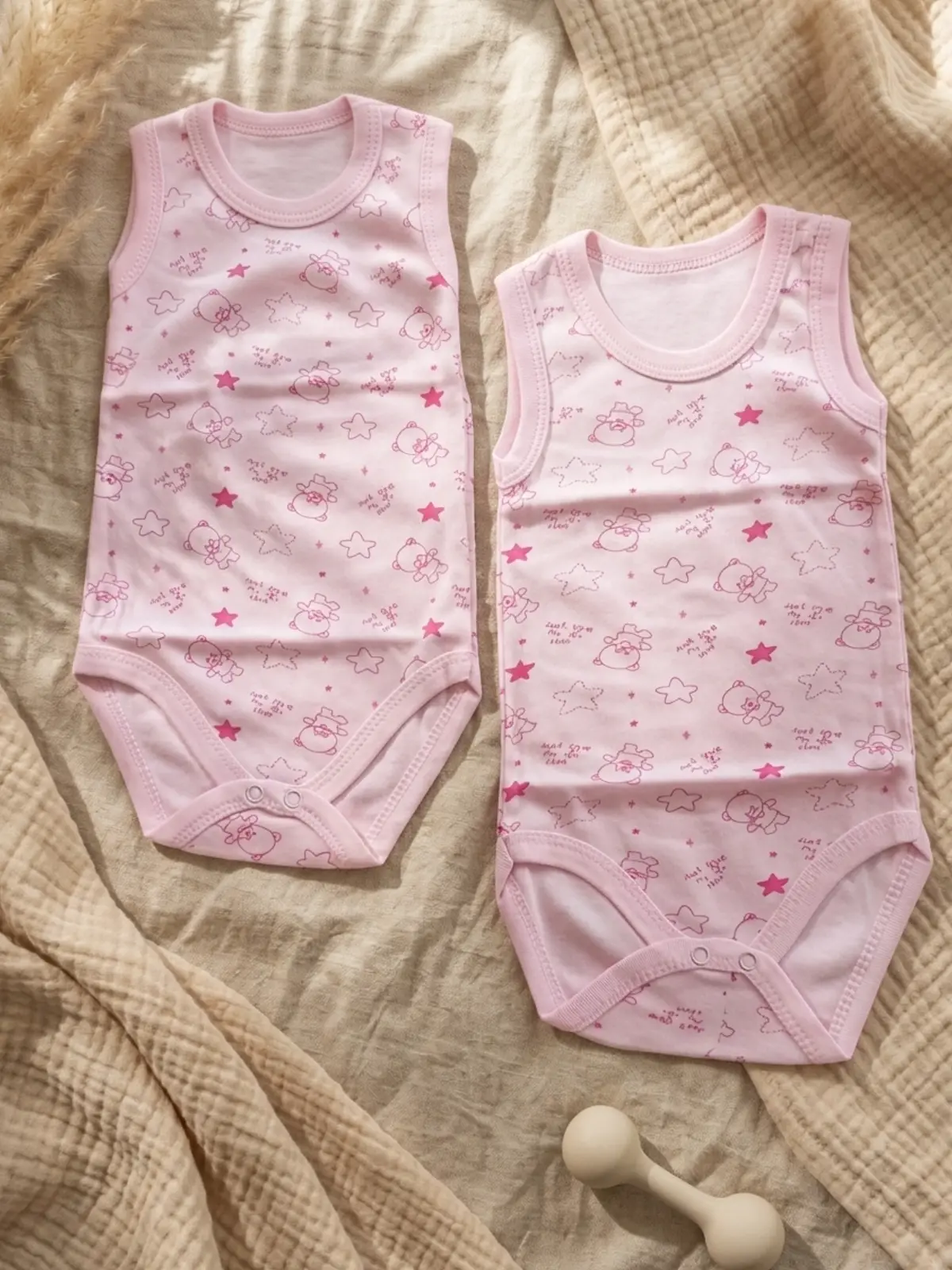 Kız Bebek Pembe Ayıcık ve Yıldız Desenli 2li Kolsuz %100 Pamuklu Zıbın Body Takımı