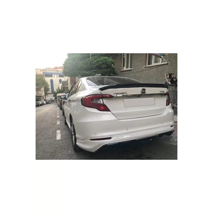 Fiat Egea Spoiler (plastik)