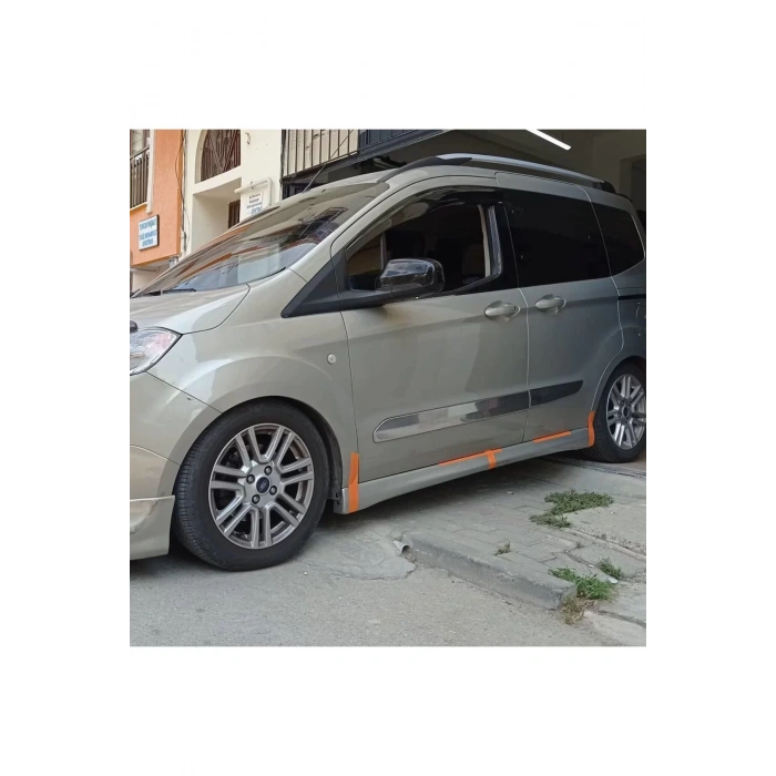 Ford Tourneo Courier Yan Marşpiyel (ÇİFT) (PLASTİK)