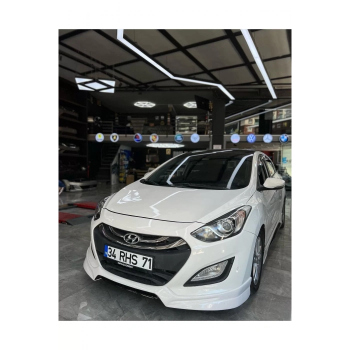 Hyundai I30 Custom Ön Ek (PLASTİK)
